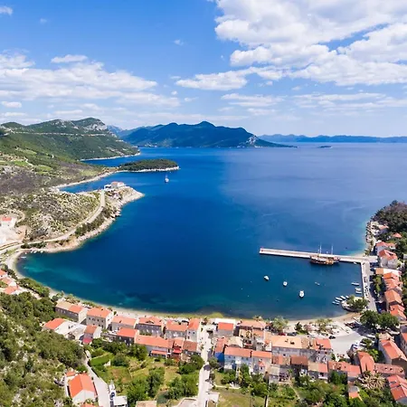 Dom wakacyjny Jasenka - Duplex One Bedroom With Terrace And Side Sea View Trstenik (Dubrovnik-Neretva)