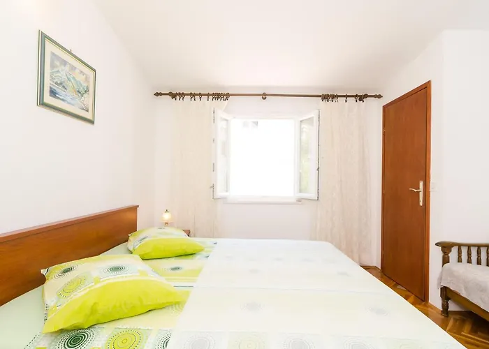 Semesterbostad Jasenka - Duplex One Bedroom With Terrace And Side Sea View