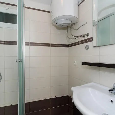 Дом отдыха Jasenka - Duplex One Bedroom With Terrace And Side Sea View Трстеник