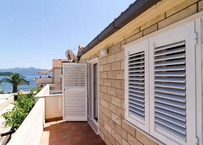 Jasenka - Duplex One Bedroom With Terrace And Side Sea View Nyaraló *