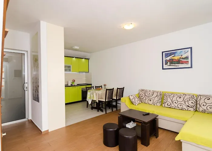 Jasenka - Duplex One Bedroom With Terrace And Side Sea View Nyaraló Trstenik